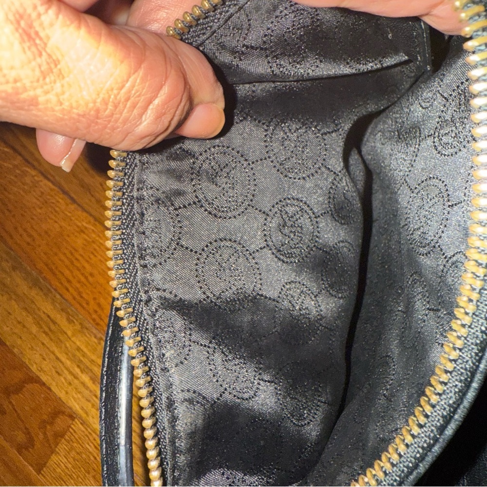 Michael Kors Black Crossbody Bag w/Built in Wallet & Gold Logo & Hardware, UGC - Picture 7 of 16